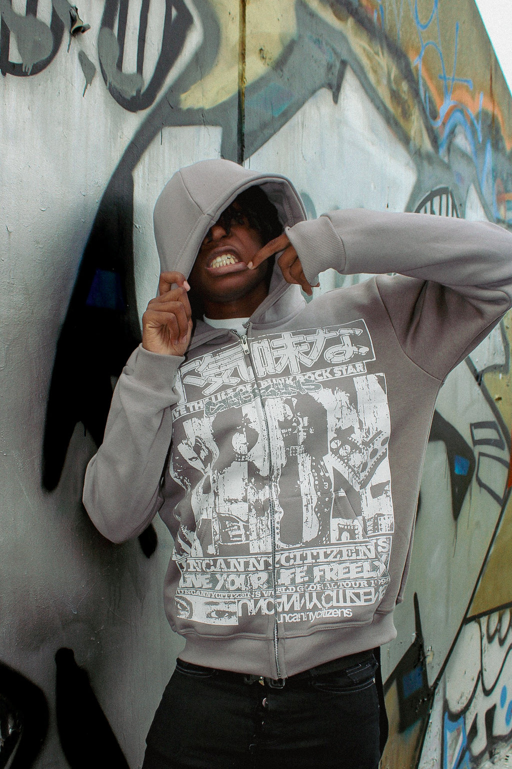 “LIVE YOUR LIFE FREELY”JACKETS