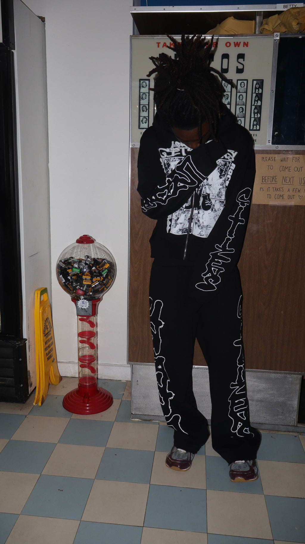 “ROCK THE WORLD” FULL SWEATSUITS